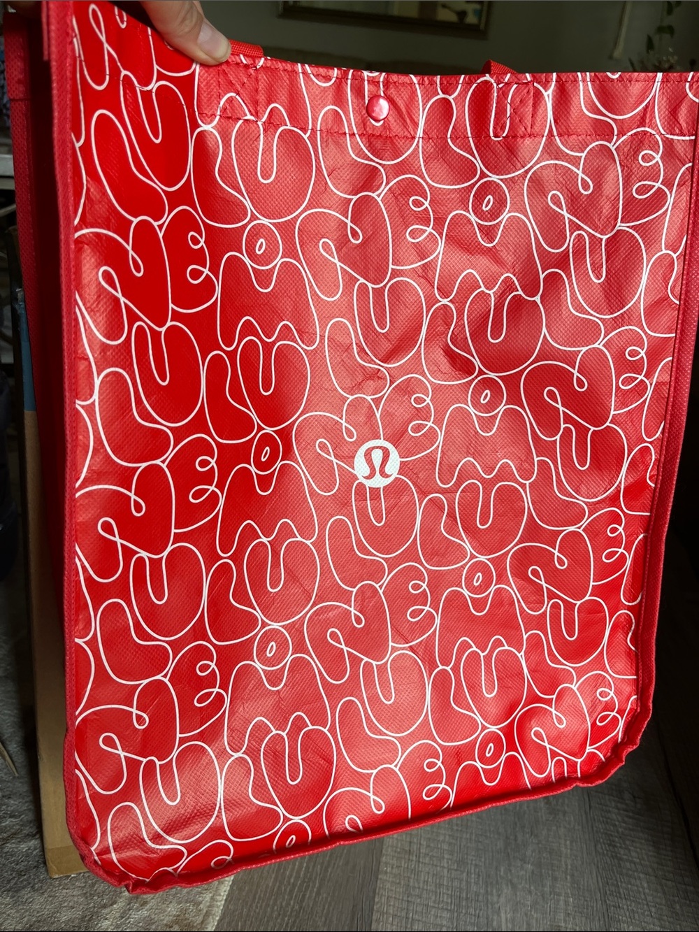 Lululemon Athletica Large Reusable Red Tote Shopping Bag Gym Bag Everyday Tote